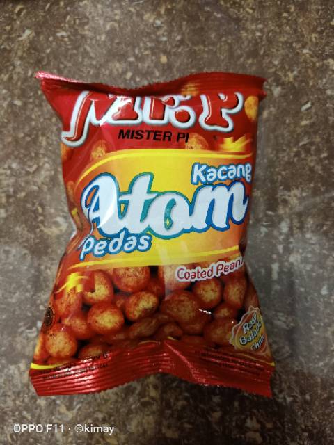 Mr.P kacang atom pedas 100 gram / 200 gram