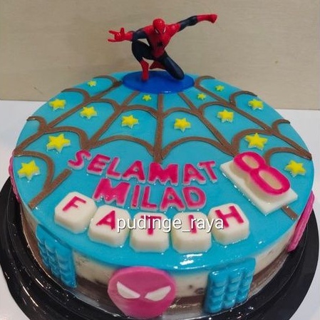 Puding ulang tahun  Spiderman Pekanbaru only