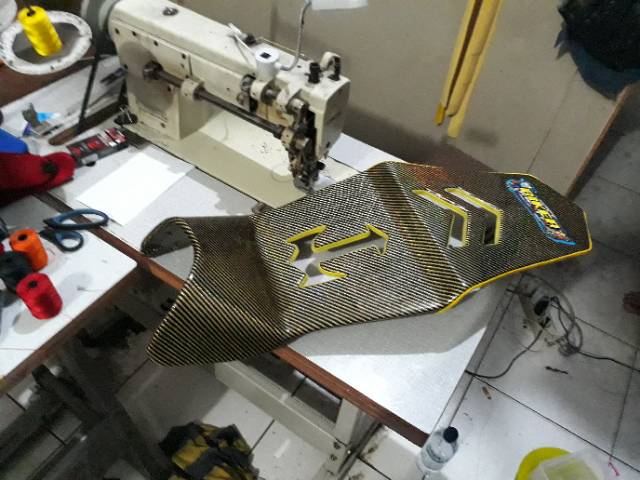 Jok vixion new nvl motif lubang kulit karbon biker gold