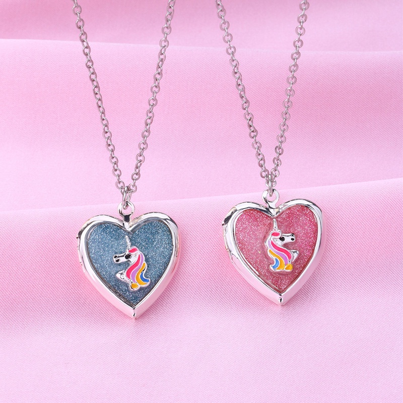 2pcs / Set Kalung Rantai Dengan Liontin Unicorn Warna-Warni Untuk Wanita