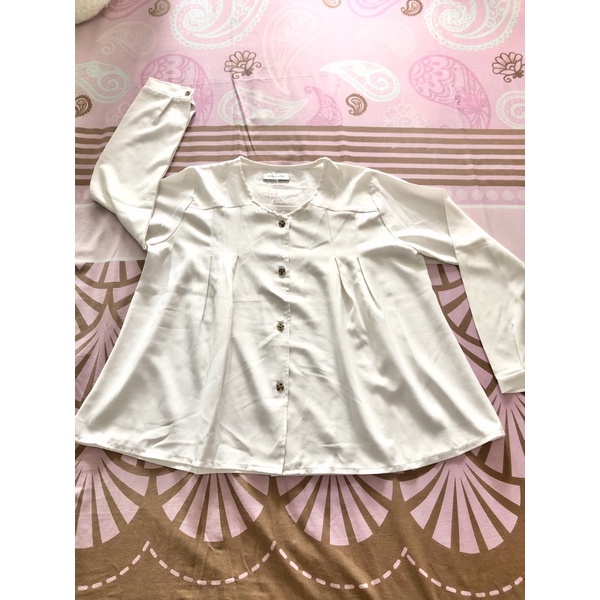 kemeja putih mayoutfit