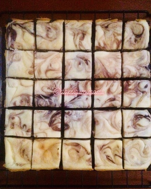 

Cheese cream fudgy Brownies