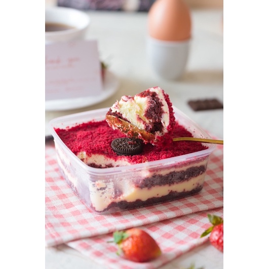 

Red velvet dessert box