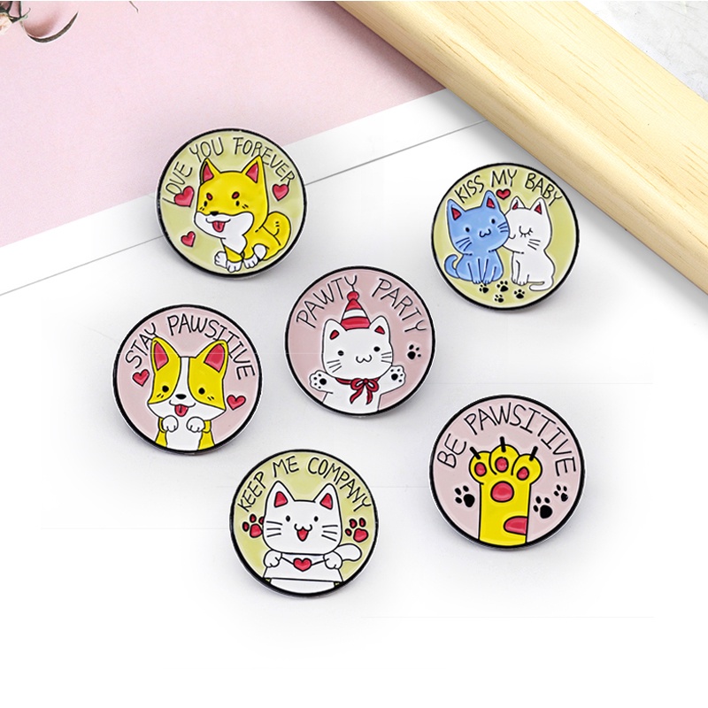 Bros Pin Enamel Bentuk Kartun Hewan Kucing Bulat Untuk Hadiah Anak