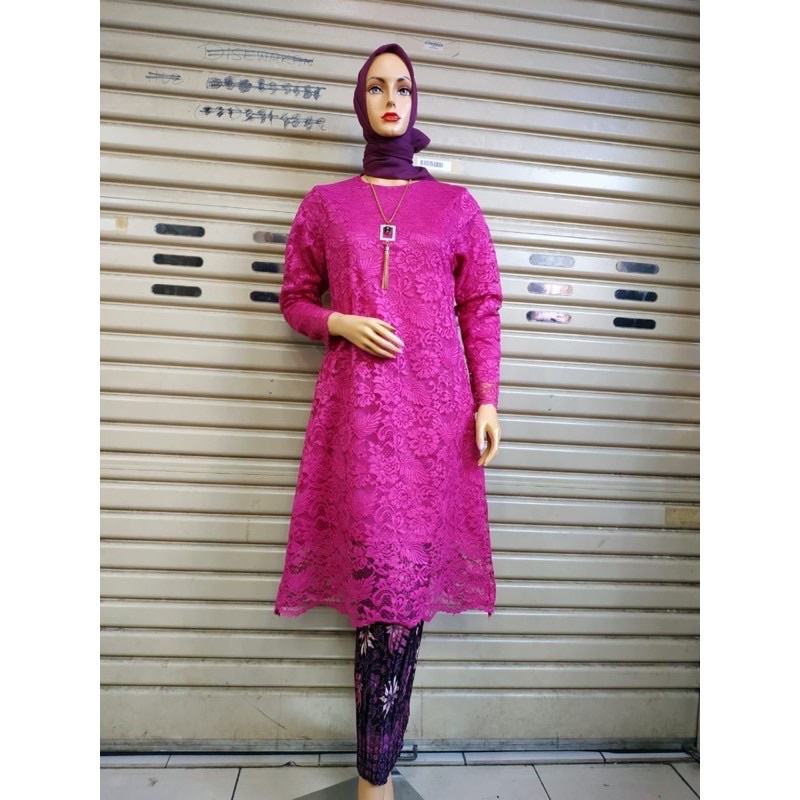 Stelan kebaya tunik brokat/kebaya kurung/kebaya tunik brokat/kebaya pesta/kebaya wisuda/kebaya akadKEBAYA BROKAT TUNIK MODERN / SET TUNIK BRUKAT MUSLIM / SETELAN KEBAYA BRUKAT JUMBO / KEBAYA WISUDA-set fanta