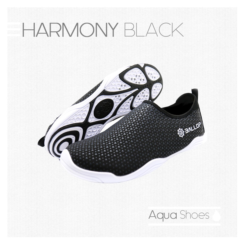 aqua shoes black