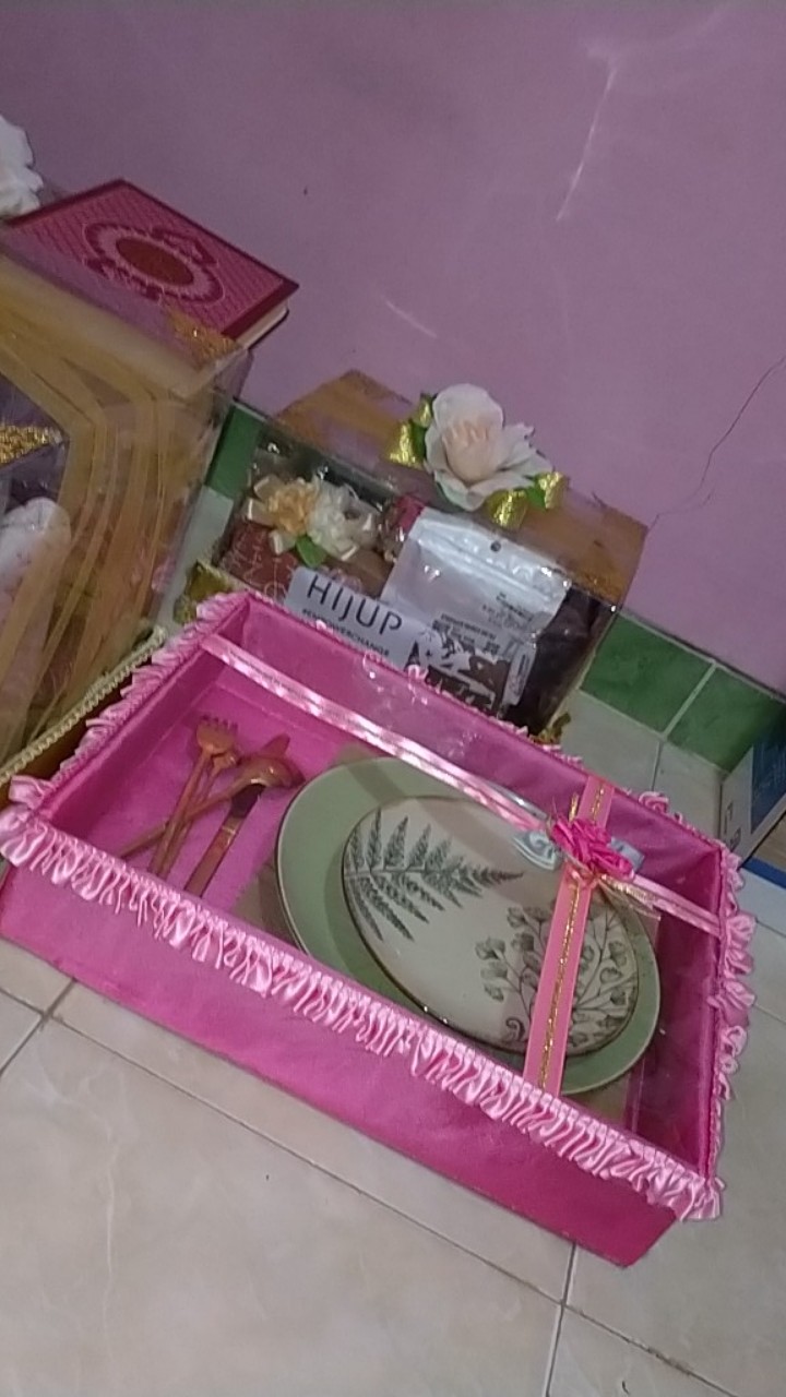 Kotak Hantaran Lamaran / Box Seserahan Set 2 Tutup Mika Renda Ting Jing Tingjing Sang Jit Sangjit
