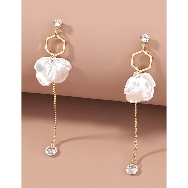 LRC Anting Fashion White Imitation Pearl Leaf Long Tassel V06989