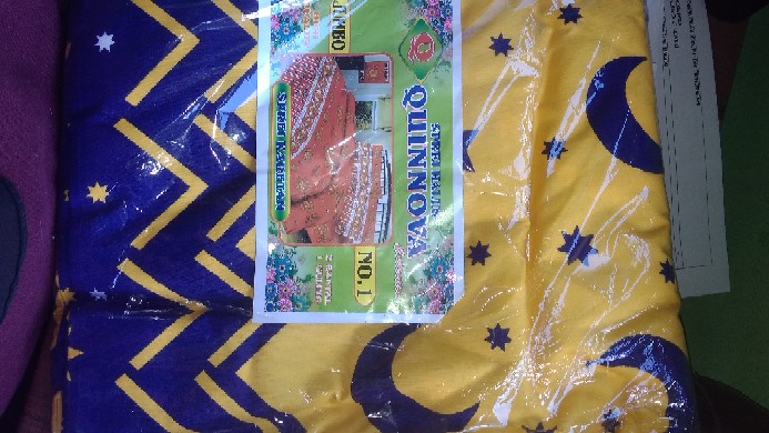 Sprei Motif Bulan Bintang Katun Lokal 180x200 Starmoon