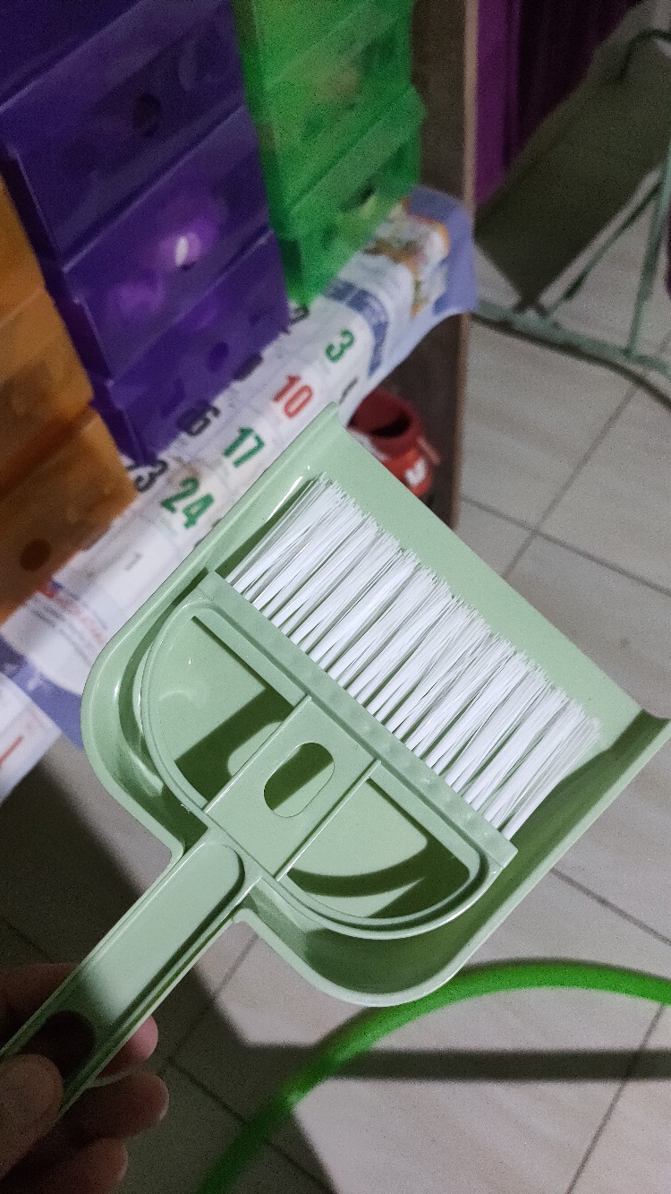 Sapu Set Mini Dustpan Serok Cikrak Kecil Sapu Lantai Kecil + Pengki Sapu Karpet Mobil Meja Laptop