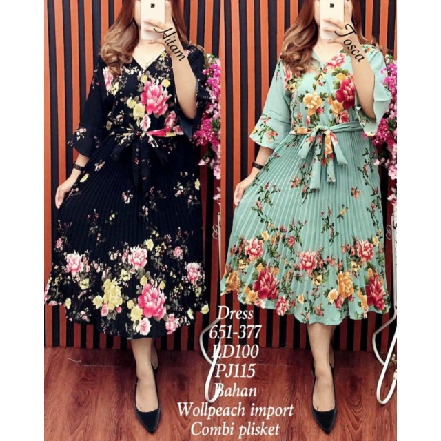 651-377 Dress Plisket Wollpeach Import