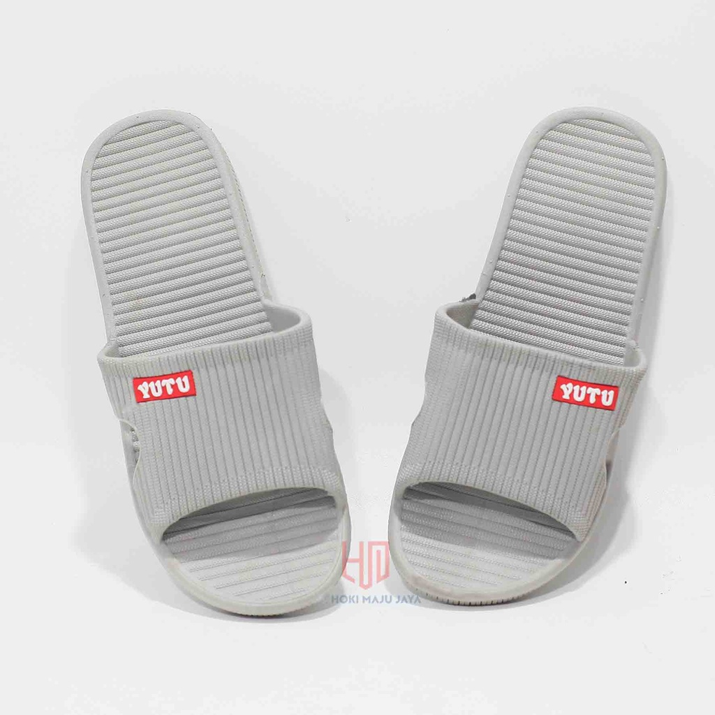 SANDAL PRIA DAN WANITA SLIP ON LENTUR DAN RINGAN YUTU 1604