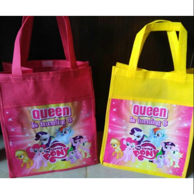 

Goodiebag ultah jinjing