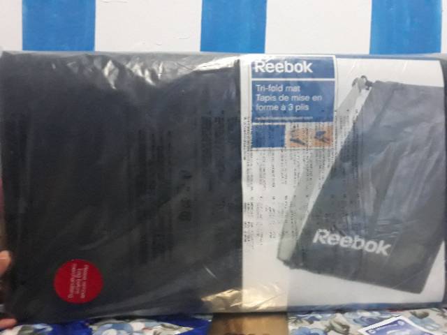 reebok tri fold mat