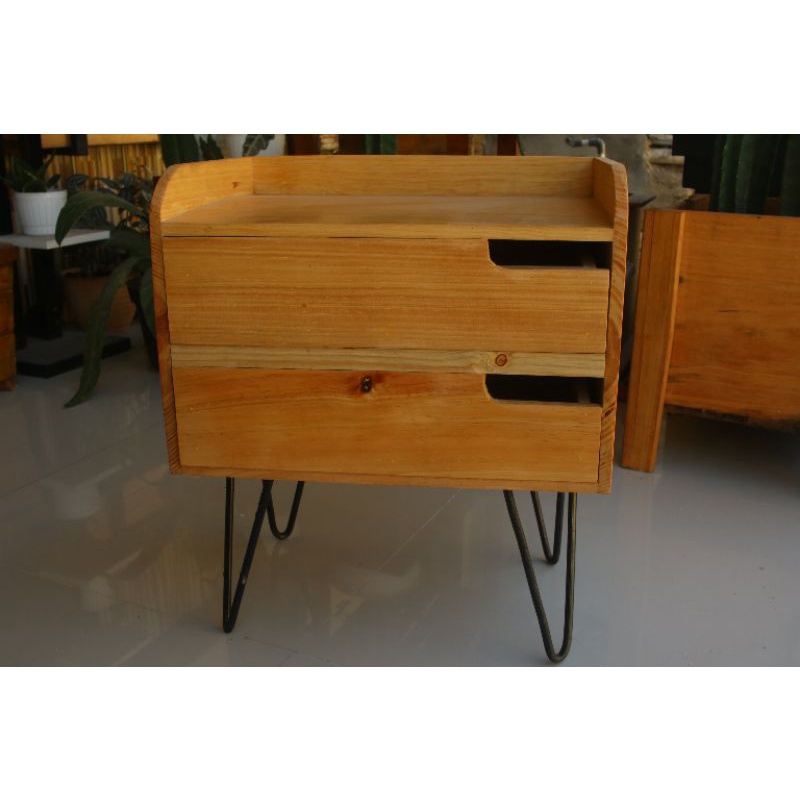 NAKAS MINIMALIS/NAKAS MURAH/NAKAS KAYU/BED SIDE TABLE