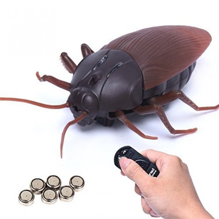 Prank Toys Giant Roach Remote Control Cocroach - Mainan Kecoa