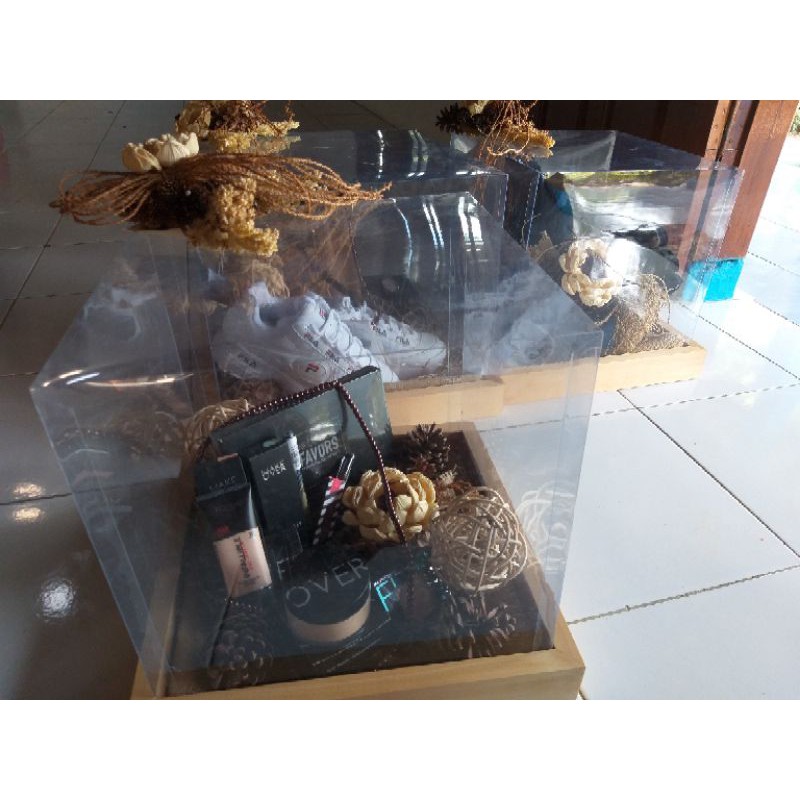 Set tray Kotak seserahan kayu + Mika Preloved