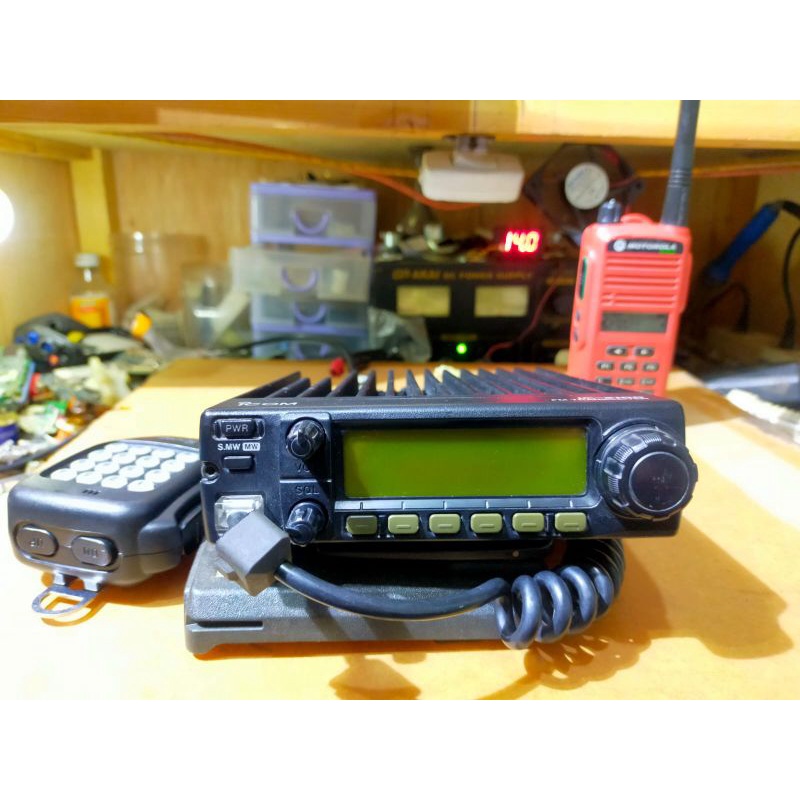 Jual Radio Rig Icom ic 2100 Bekas