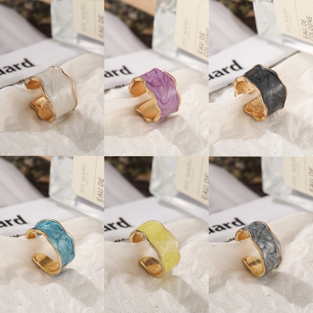 Cincin Handmade Model Irregular Rim Warna Emas Gaya Retro Untuk Pasangan