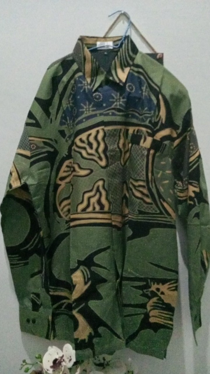 Pondrakarna Mint Green Kemeja Batik Pria Warna Hijau Pastel Batik Mega Mendung Bahan Katun