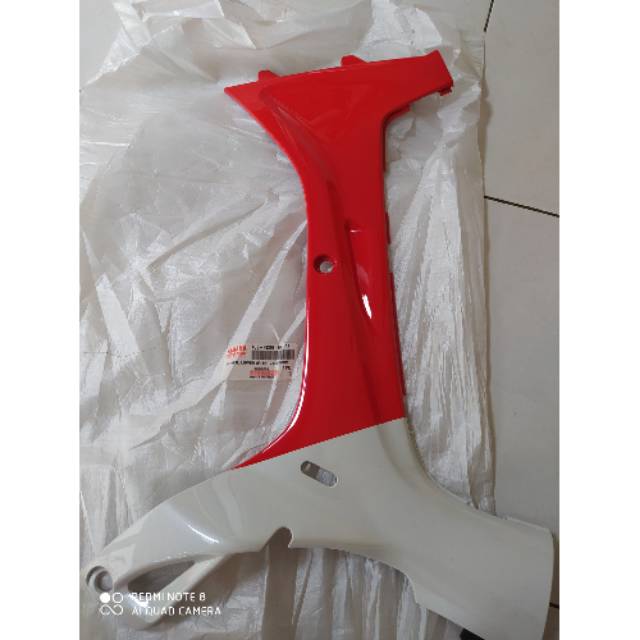 Sayap dalam sebelah kiri yamaha F1ZR f1zr fizr FIZR marlboro original