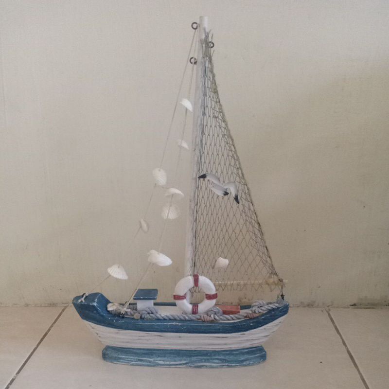 Miniatur Kapal Bahari Gaya Mediterania - Pajangan Kapal