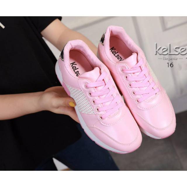 Sepatu sneaker wanita kelsey