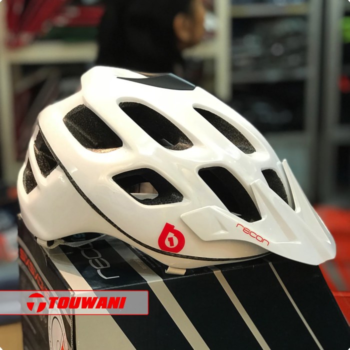 HELM SEPEDA SIXSSIXSONE SIX SIX ONE 661 RECON SCOUT