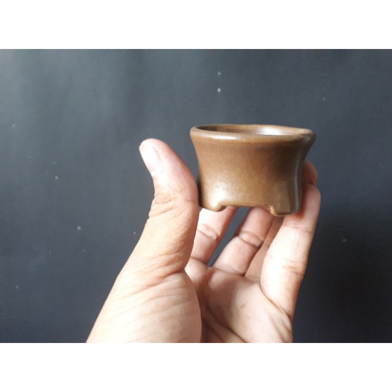 Pot keramik bulat JP152