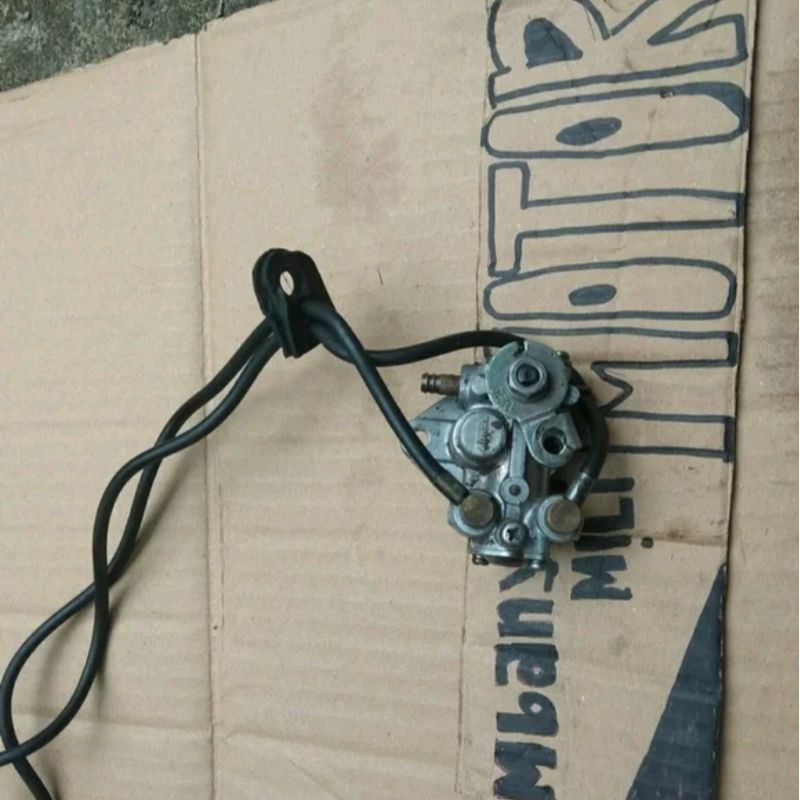 pompa oli suzuki satria 2tak hiu lumba ori