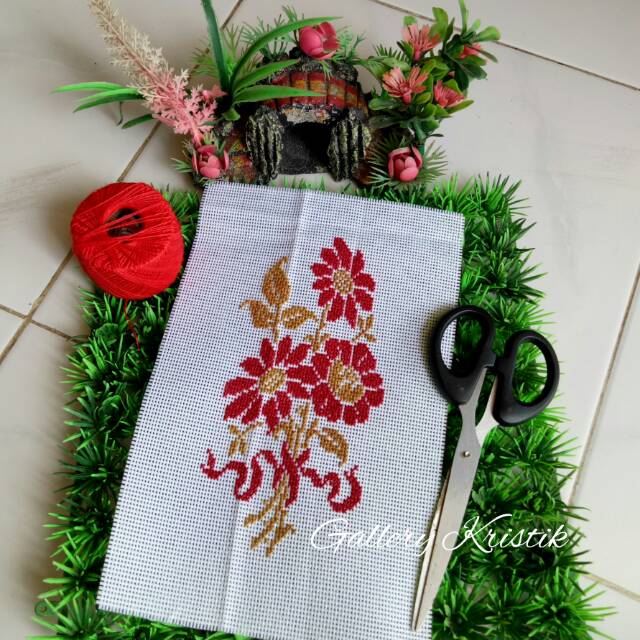 Sulaman kristik jadi dan paket kristik bunga