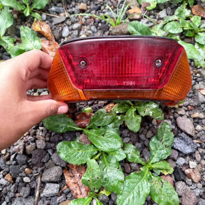 stoplamp lampu belakang yamaha sigma original