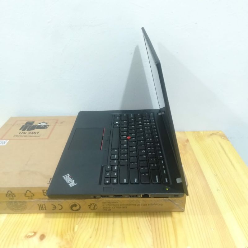 Laptop Lenovo Thinkpad T470 Cor i5-7300U Ram 8GB SSD 256GB FHD IPS Touchscren Win.10 Ultrabook Super slim Like new