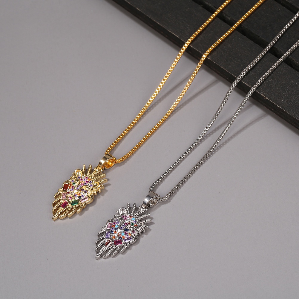 Ornamen Eropa hip hop trendi pria kepribadian pria kalung lion's head mikro bertatahkan zircon liont