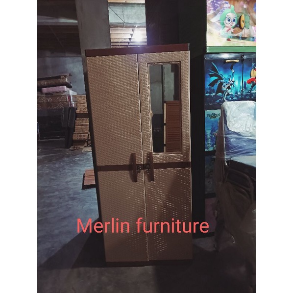 Lemari plastik 2 pintu kaca/cemin