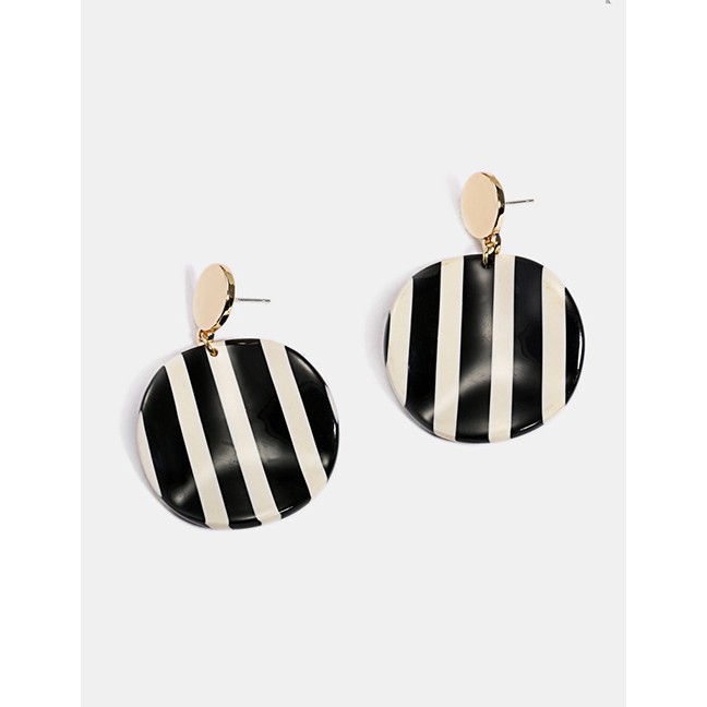 LRC Anting Tusuk Fashion Black Striped Resin Acetate Earrings F59789