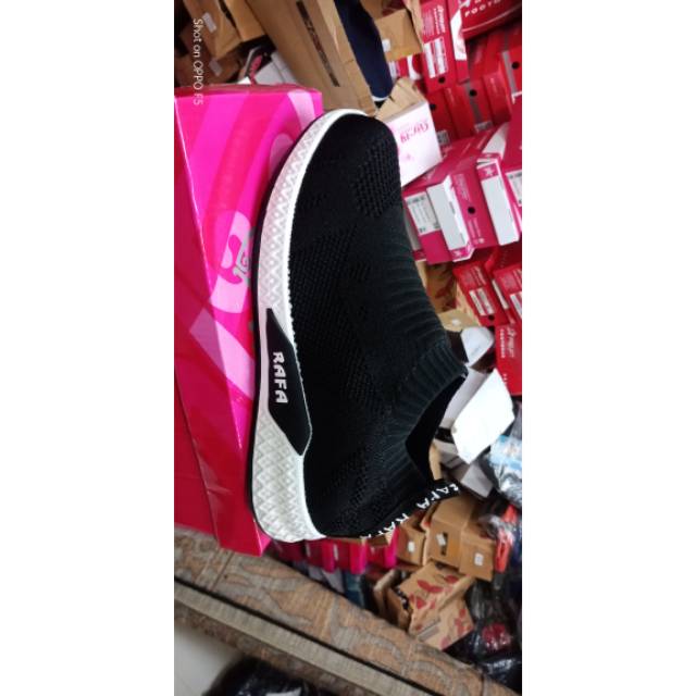 Sepatu slip on wanita merk rafa - slip on warna hitam - sepatu sekolah