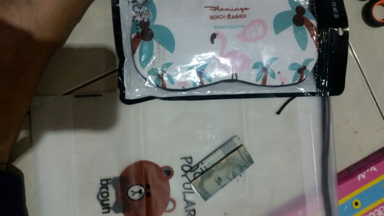 Penutup Mata Tidur Dengan Gel Pendingin Karakter Random Sleep Mask Karakter