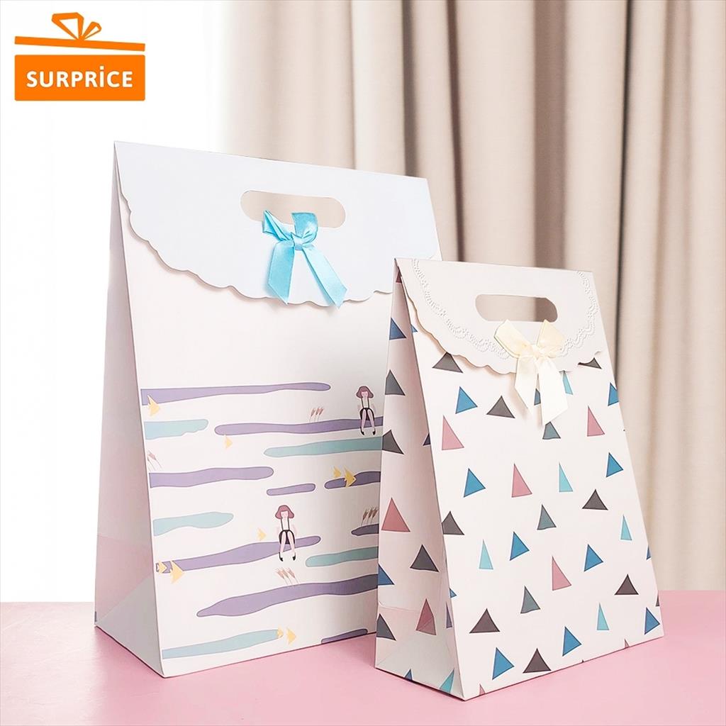 

Surprice Paper Bag 19x26.5x9cm / Kantong Tas Hadiah Jepret Velcro / Goodie Bag / Tas Kado / Paperbag Gift / Kantong Kado Tas Karton Ulang Tahun / Kantong Kado
