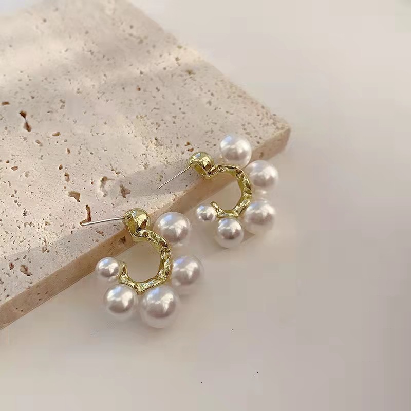 Anting Tusuk Gantung Temperament Desain Geometri Hias Mutiara Gaya Simple / Elegan Untuk Wanita