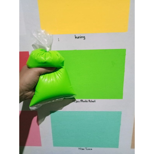 Cat kiloan berkualitas warna hijau stabilo tidak luntur berat 1 kg/Cat Tembok /Cat Kiloan Tembok/Cat