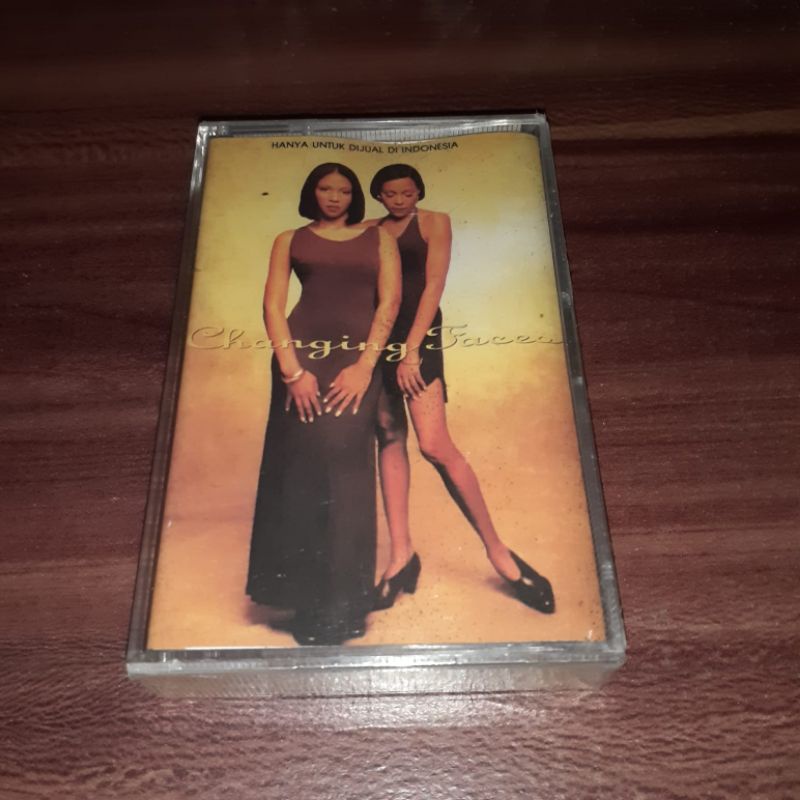 Kaset CHANGING FACES - Changing Faces