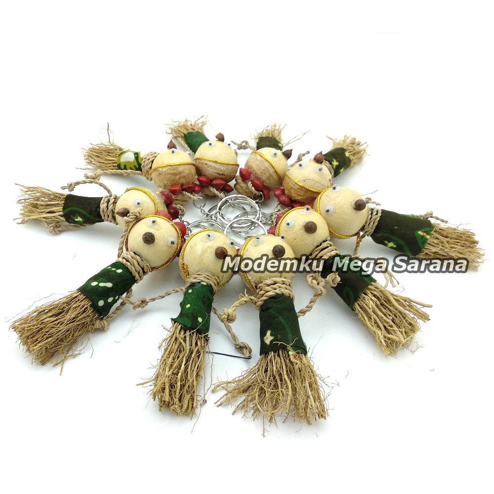 [Paket 1 kodi isi 20pcs] Souvenir Gantungan Kunci Boneka Akar Wangi