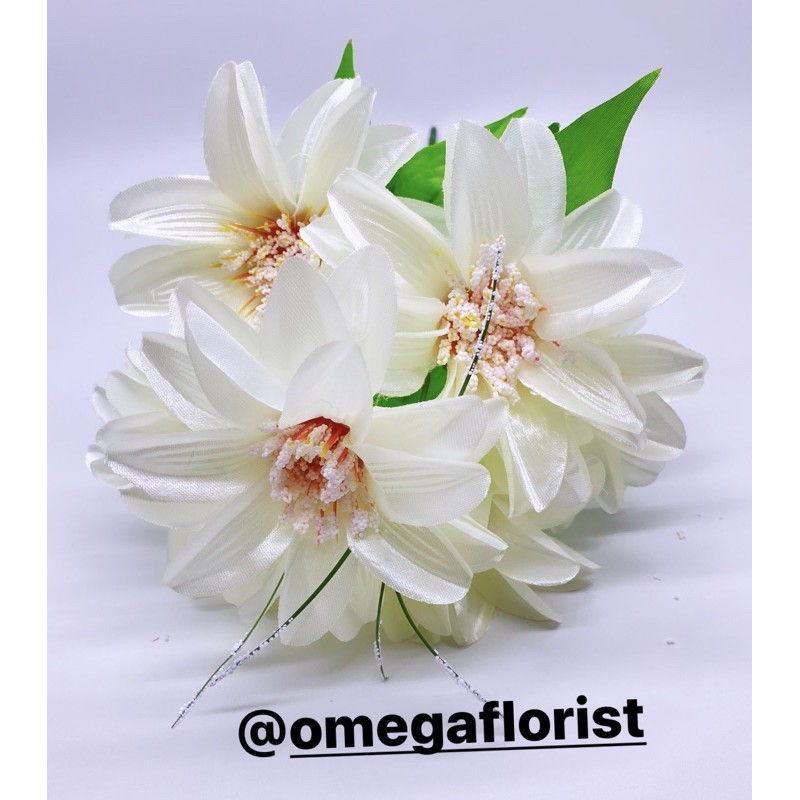 Dahlia Satin Artificial Bunga Artificial/Bunga Plastik/Bunga Dekorasi/Dekorasi Pernikahan/Pernikahan-Putih