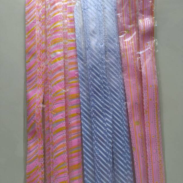 

pita tarik / serut hiasan kado motif garis