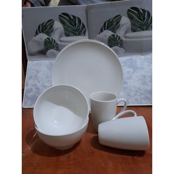 Dinner set pengganti weston keramik putih