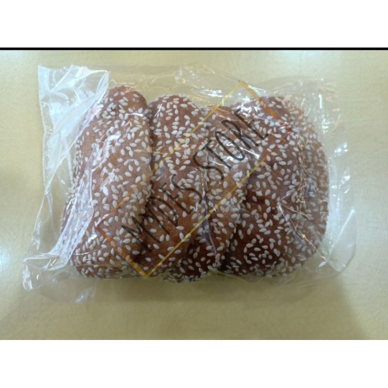 

Kue Wijan/ Kue Kuping Gajah/ Kue Tapak Gajah