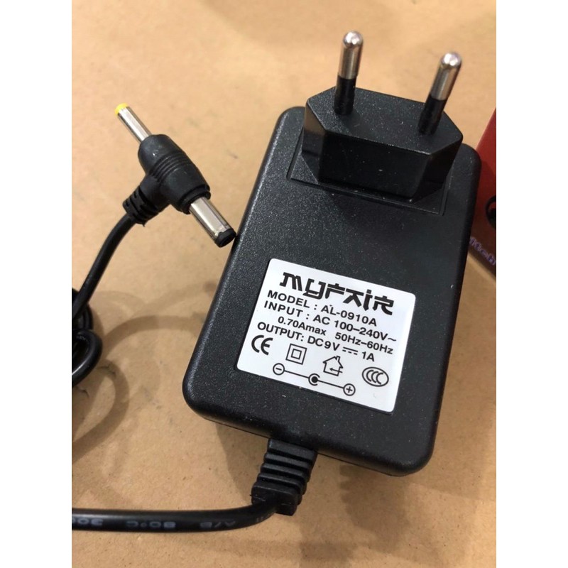 Adaptor switching 9 v 1 a Power supply 9v 1a MYFAIR