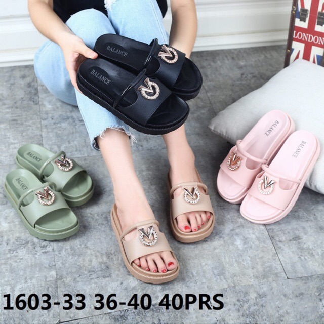 1603-33 V jellysandal Import