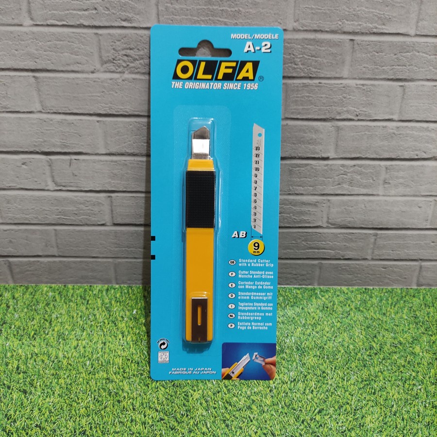 

Pisau Cutter 9mm Snap-Off Blade Cutter OLFA A-2 JAPAN
